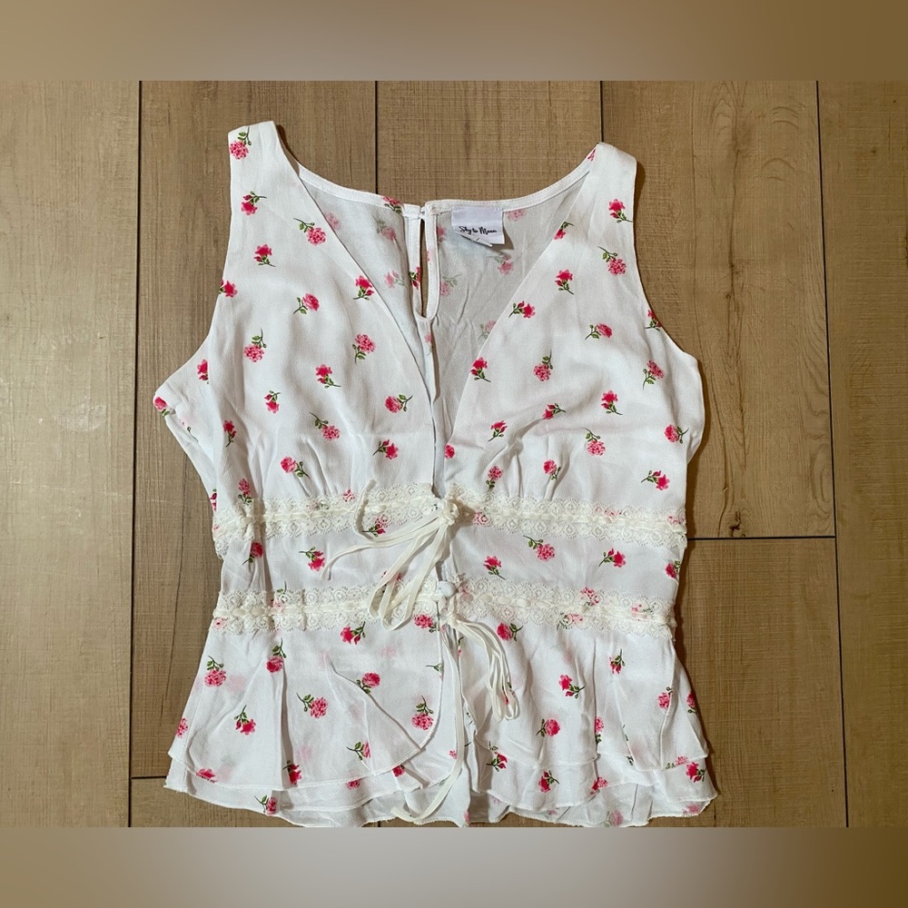 Coquette White with Pink Floral Top, Size L - Picture 8 of 17